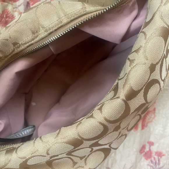 Coach Beige Signature Multi-Color Stripe Cross body/Shoulder Handbag F17441 - Picture 3 of 6